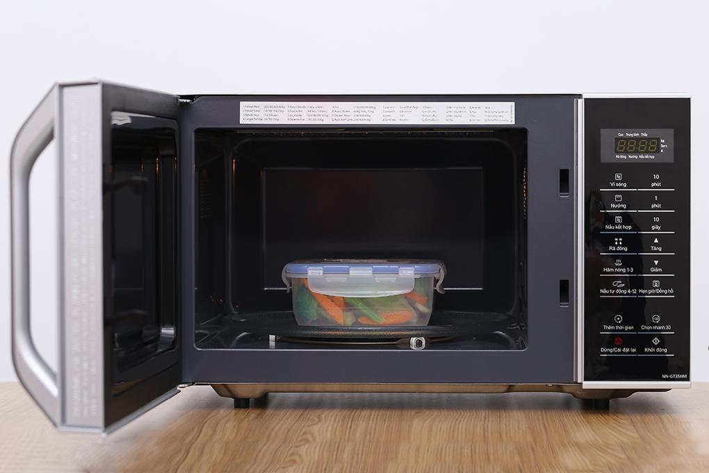 Lò vi sóng Panasonic NN-GT35HMYUE