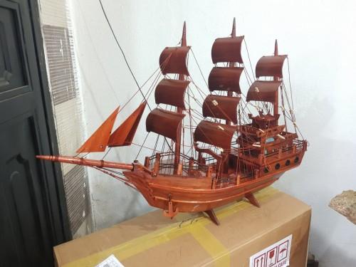 Thuyền  buồm gỗ -  - dài 80cm