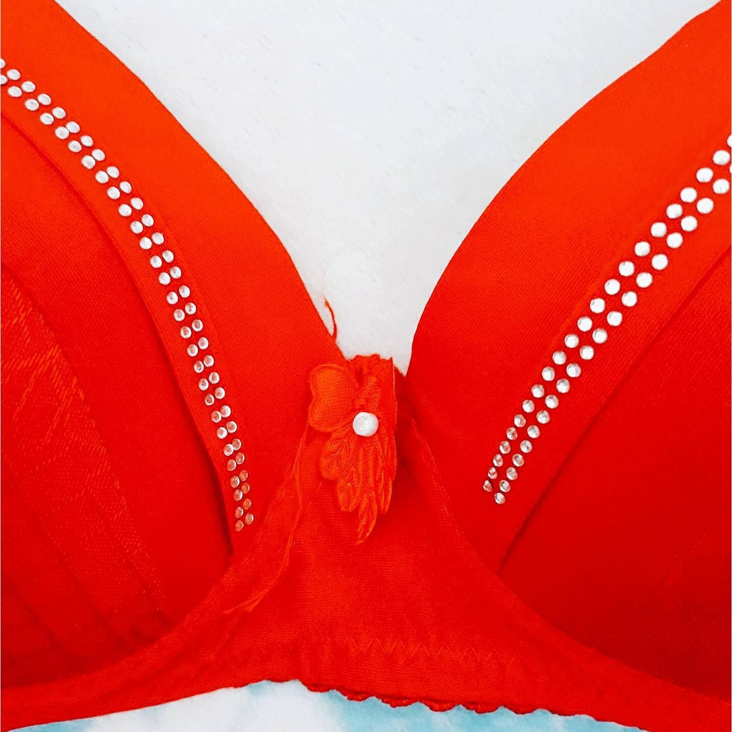 Áo ngực mút mỏng màu đỏ size 34
