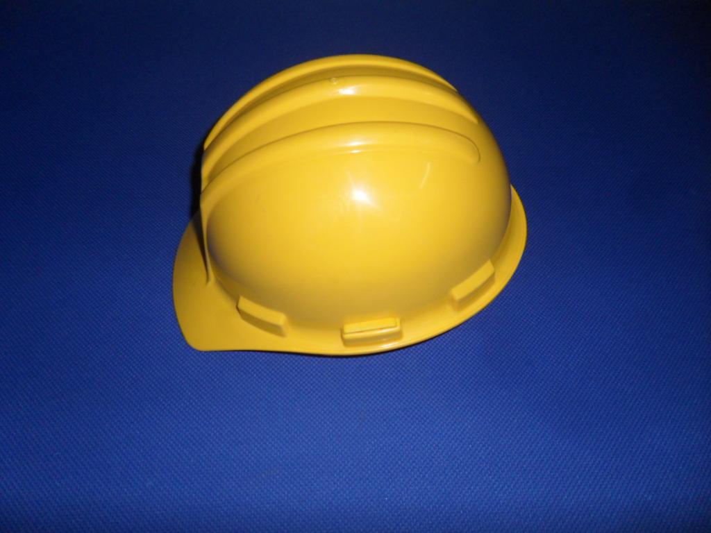 Mũ bảo hộ Bullard Mỹ màu vàng