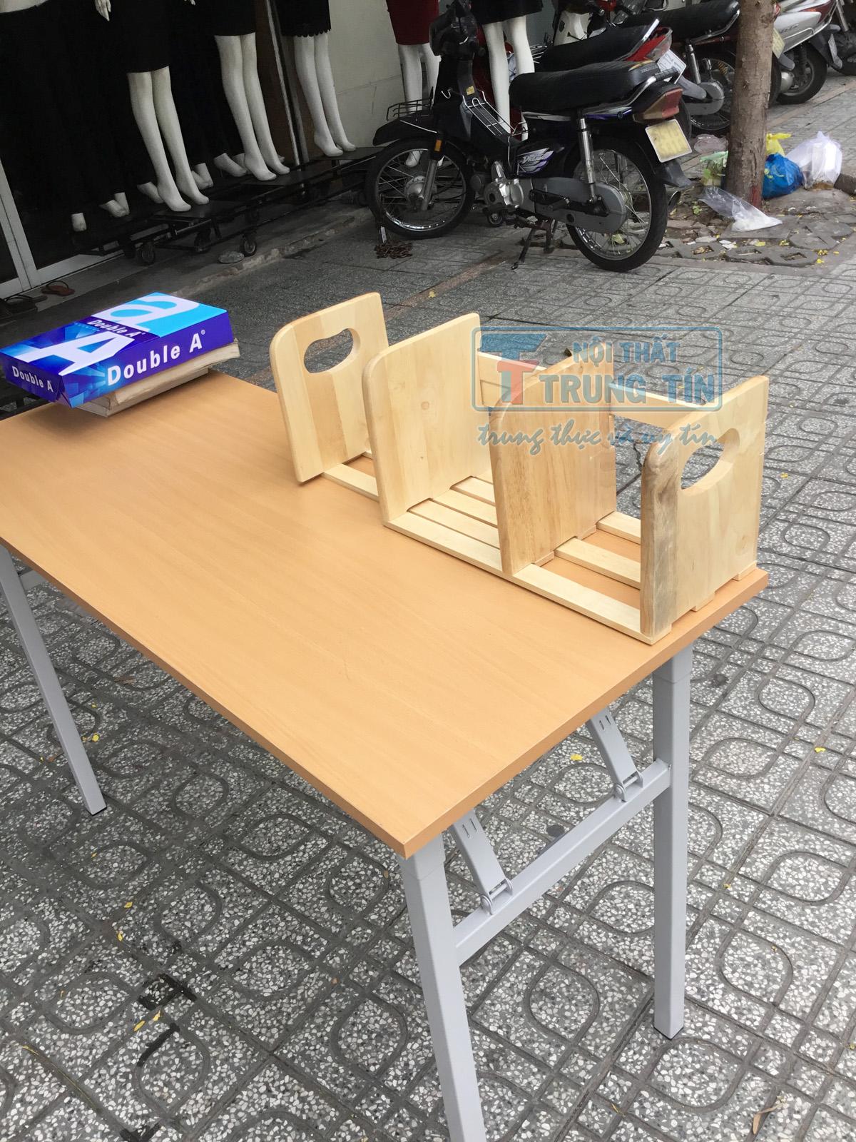 kệ sách để bàn gỗ tự nhiên