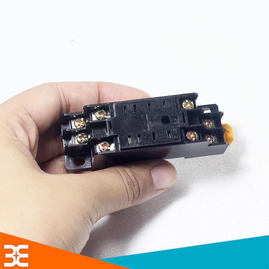 Đế Relay Omron 8P PYF-8A