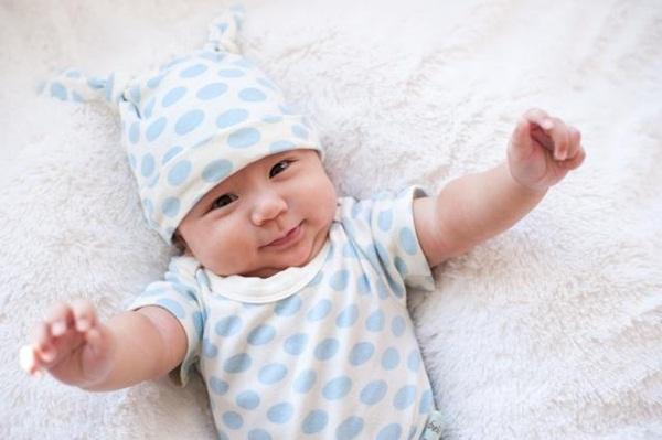 TRỢ TY MEDELA SIZE S