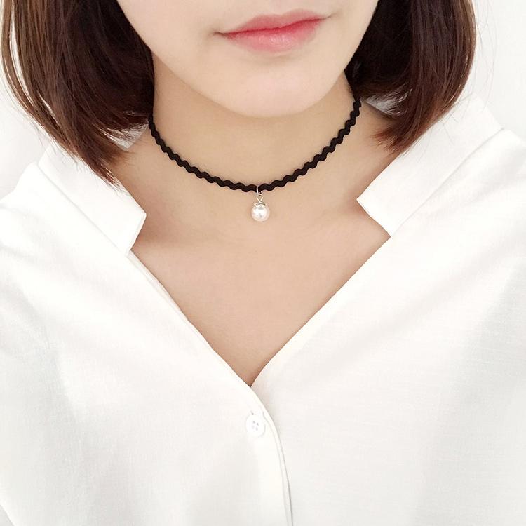 Dây choker zích zắc phối ngọc trắng