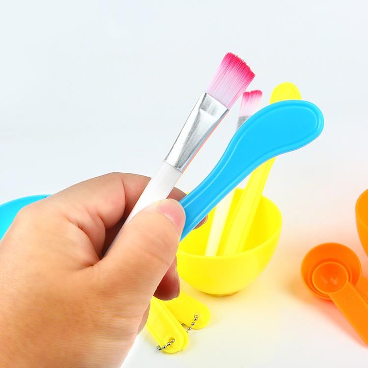 Bộ bát trộn mặt nạ kèm cọ rửa mặt