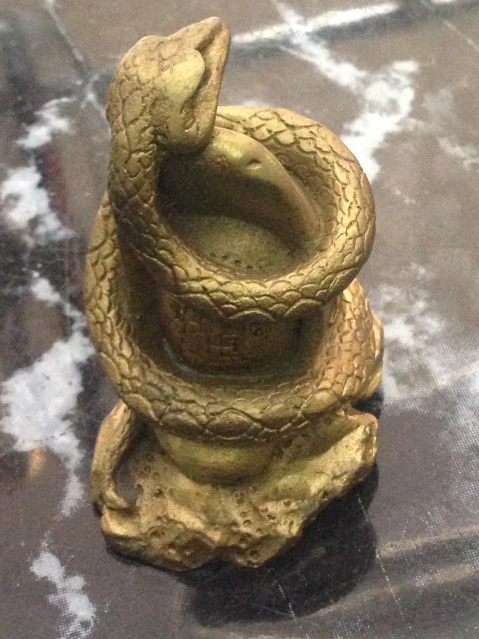 Tượng Rắn Bằng Đồng