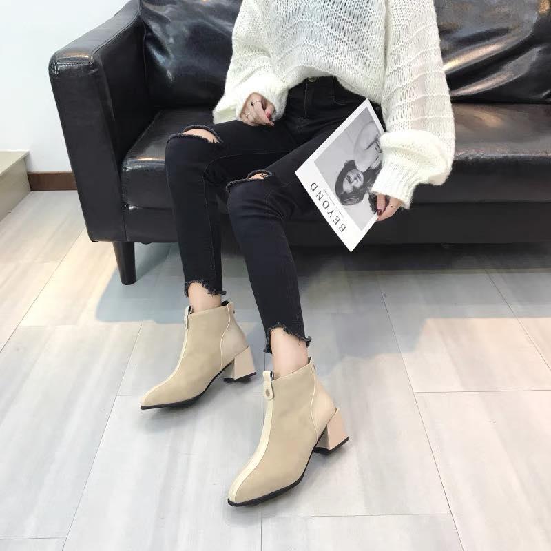 Giày Bốt Nữ Da Lộn Khóa Sau Gót Vuông Cao 5cm