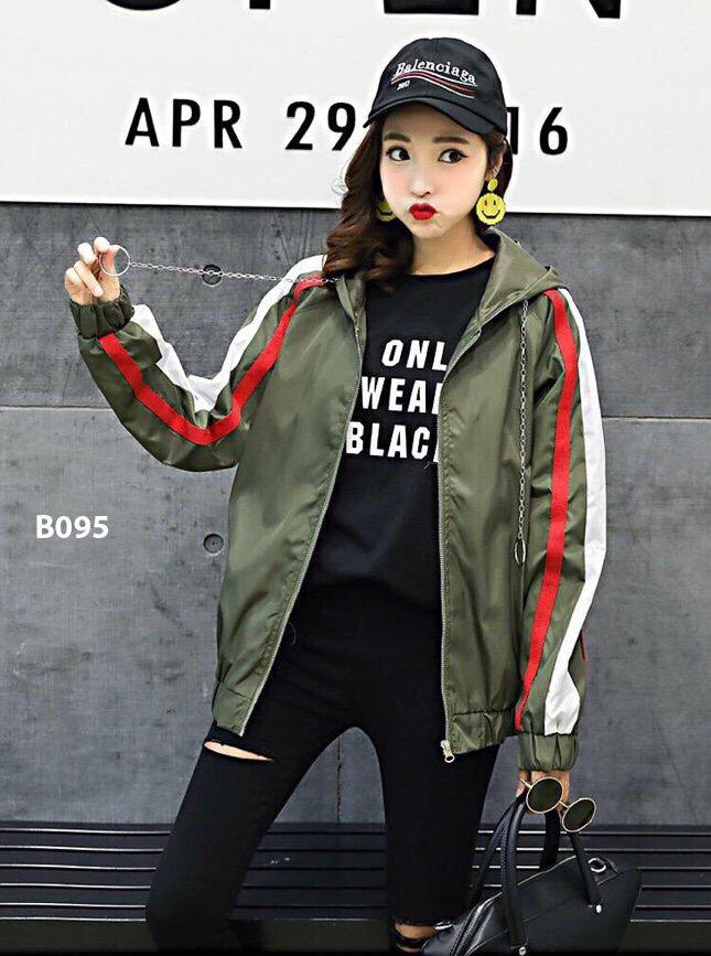 Áo khoác nữ 2 sọc tay phong cách thể thao B082 CNV