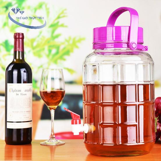 Bình Ngâm Rượu Sâm Thủy Tinh Quai Xách 12 Lít Có Van – Chiều Cao 37.5cm – Đặc Biệt Nắp Bình Có 2 Lớp – Sử Dụng Ngâm Rượu Chuối Hột – Đại Táo – Hoa Qủa
