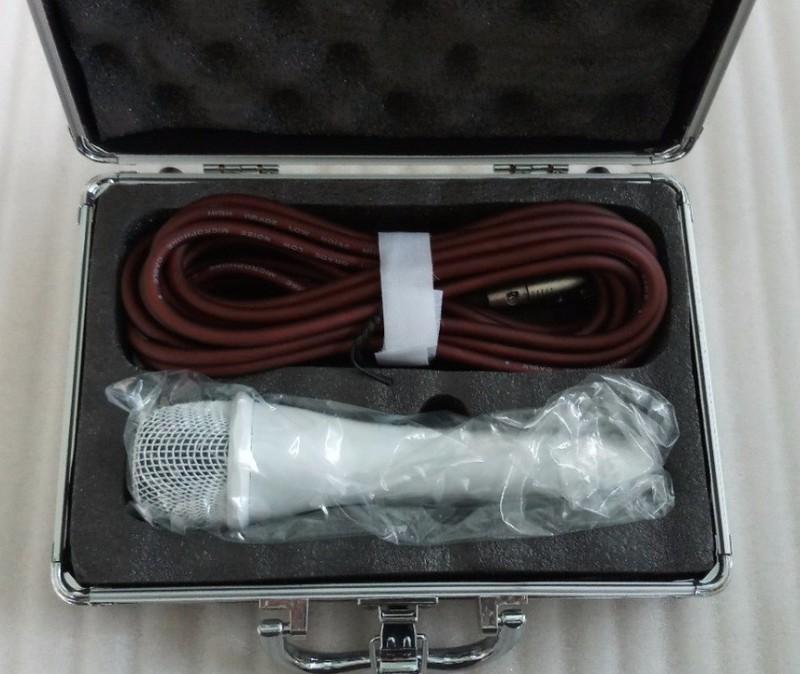 Micro hát karaoke có dây SENNHEISER 868 II S