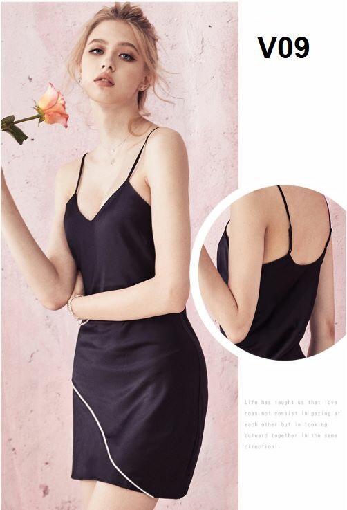 Đầm ngủ phi lụa đen