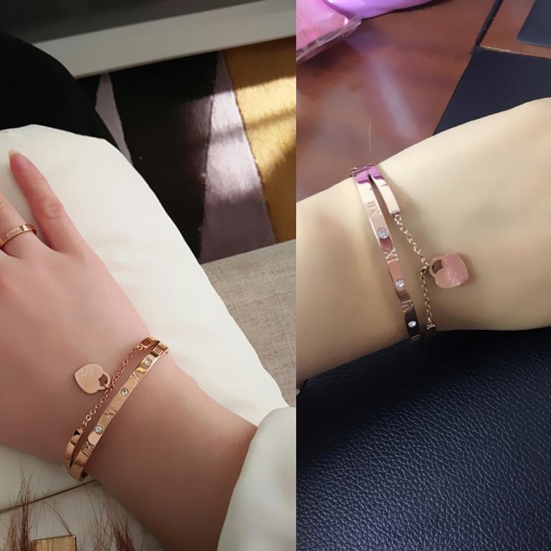 [HCM]Vòng tay Titan hình trái tim VT183 (màu đồng)