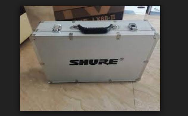 Micro Không Dây  Shure LX88 III