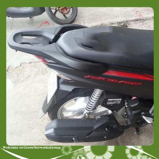 Cảng sau Air Blade 2016-2019 Kiểu SH Ý màu đen nhám Supermarket Quốc Bảo