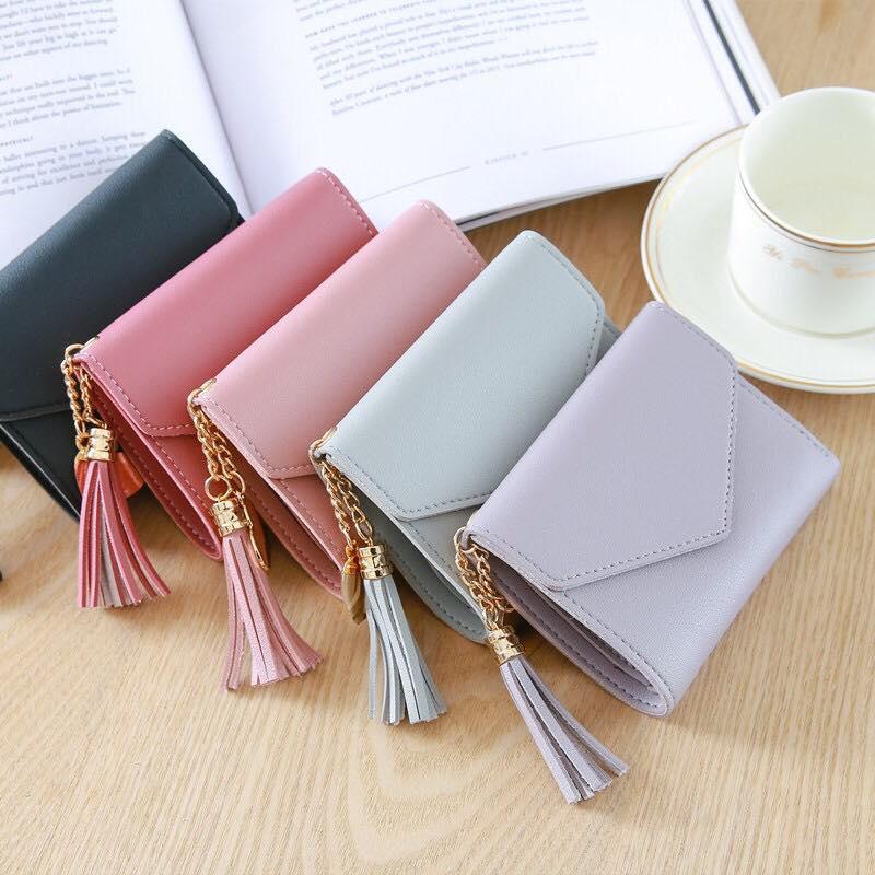 Ví nữ mini cầm tay móc rua tua siêu kute