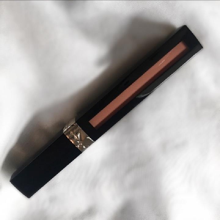Son Kem Dior Liquid màu 221 Chic Matte Cam Nude