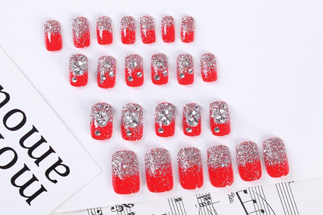 [HCM]Bộ 24 Móng Tay Giả Đỏ Đính Đá (keo dán sẵn)