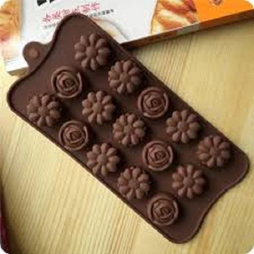 KHUÔN SILICON SOCOLA RAU CÂU 15 HOA TỔNG HỢP (NÂU)