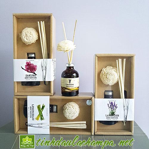 Tinh dầu cắm que gỗ hương Vanila Phutawan Thái Lan