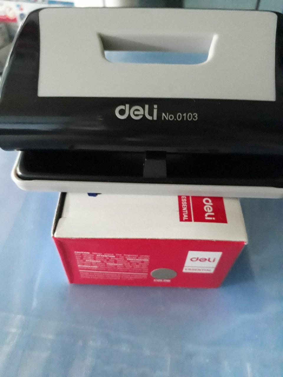 Bấm lỗ Deli 103 - màu ngẫu nhiên