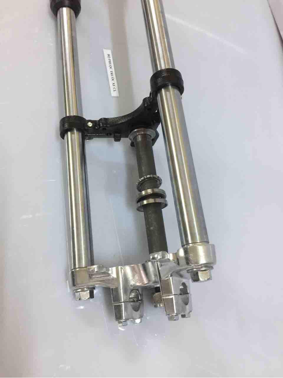 Bộ phuộc trước CL Châu Âu .TAY THỎ ĐEN