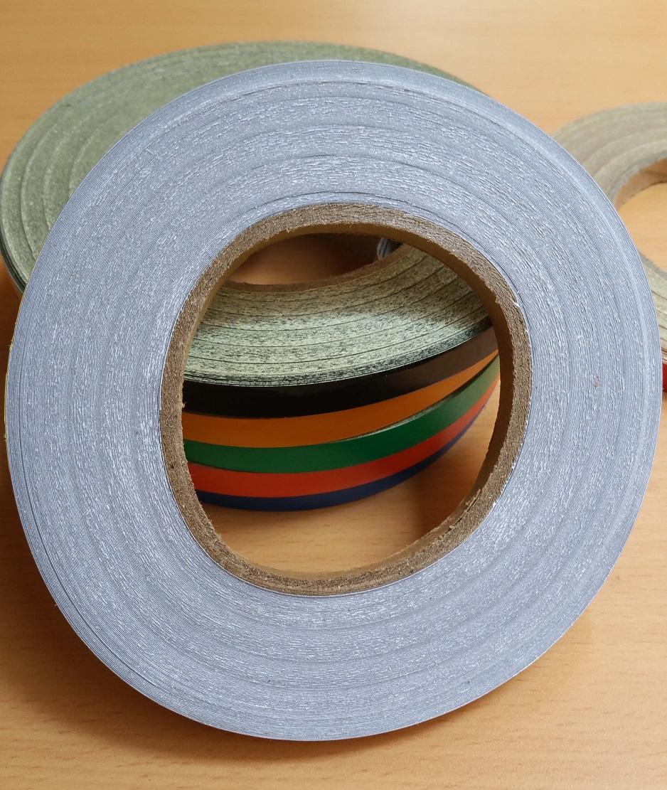 Cuộn dán vành phản quang ( màu xanh lá)