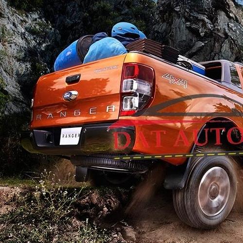 Tem Nổi kim loại 3D 4WD màu crom.