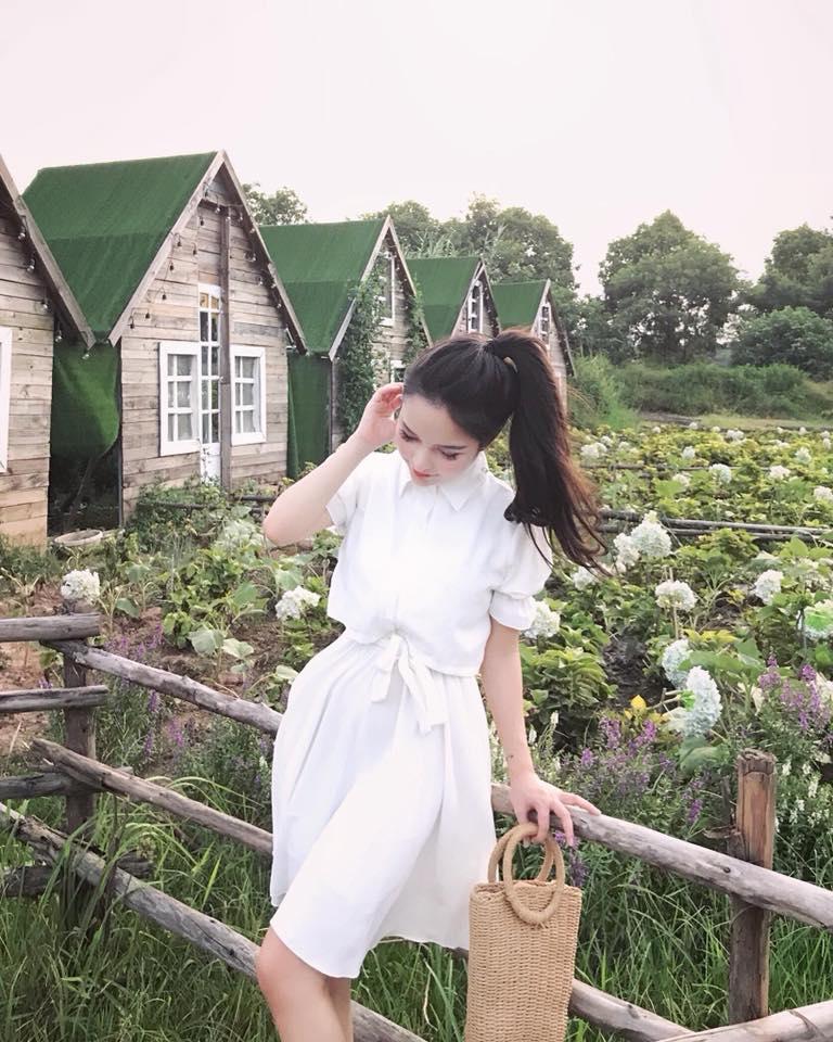 Váy Xòe Cổ Đức Tay Bồng Nơ Thắt Lưng Tiểu Thư