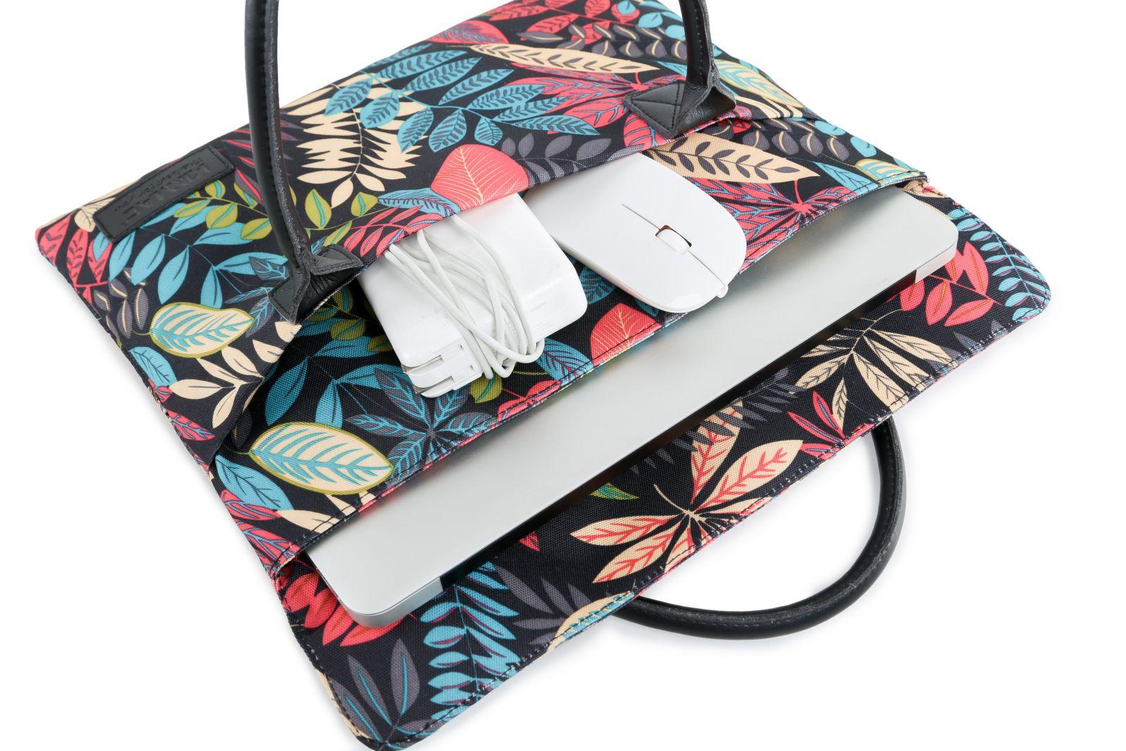 Túi Xách Thổ Cẩm Cho Macbook 13.3inch.