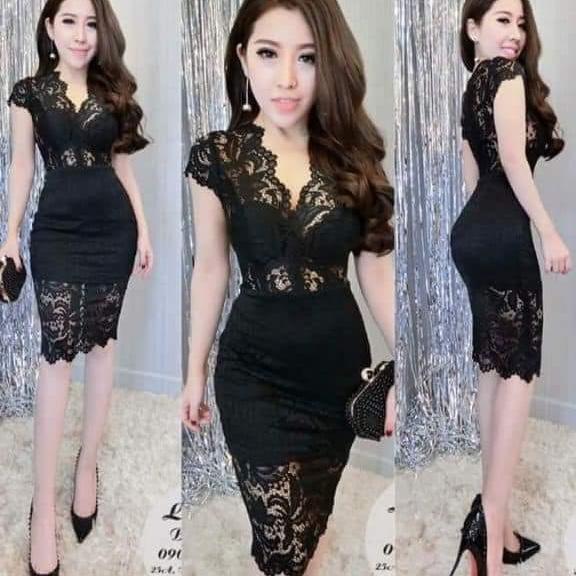 Đầm ôm phối ren màu Nude