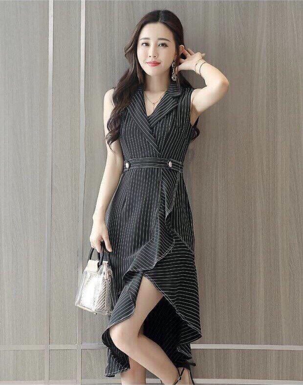 Đầm sát nách cổ vest đuôi cá