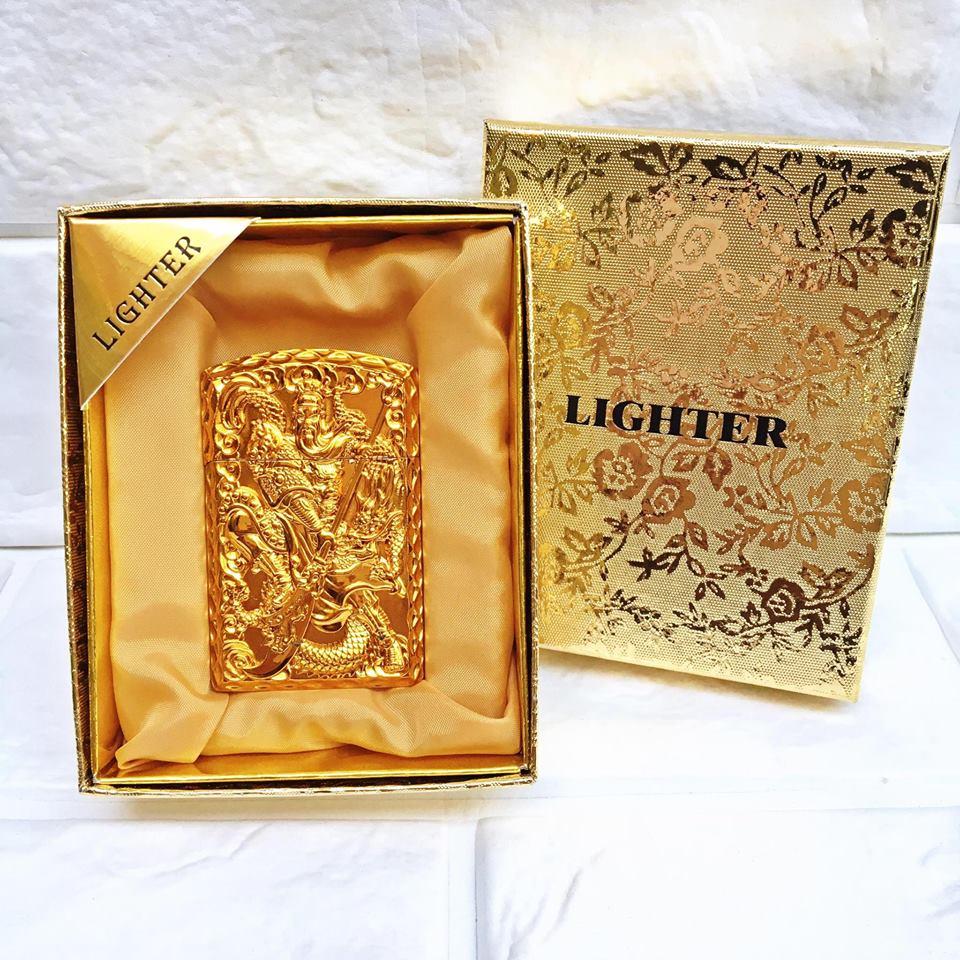[Hot Hot] (Nguyên Hộp) ZIPPO, Bật Lửa, Hột Quẹt Hình Quang Công Vàng Rất Đẹp