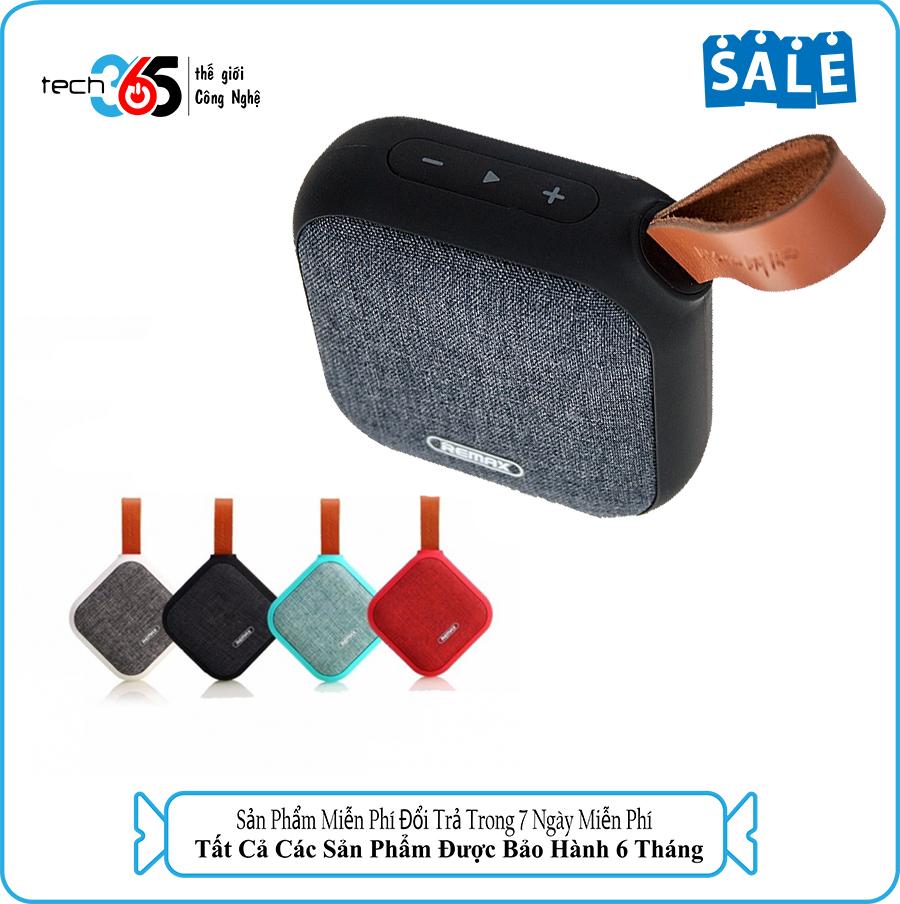 Loa Bluetooth mini xách tay chống nước Remax RB - M15