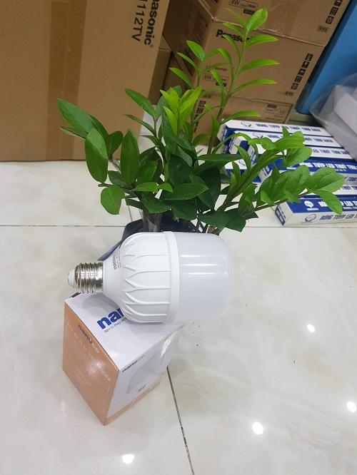  BÓNG ĐÈN BÚP NLB306 30W ÁNH SÁNG TRẮNG [ 1 THÙNG 12 CÁI ]