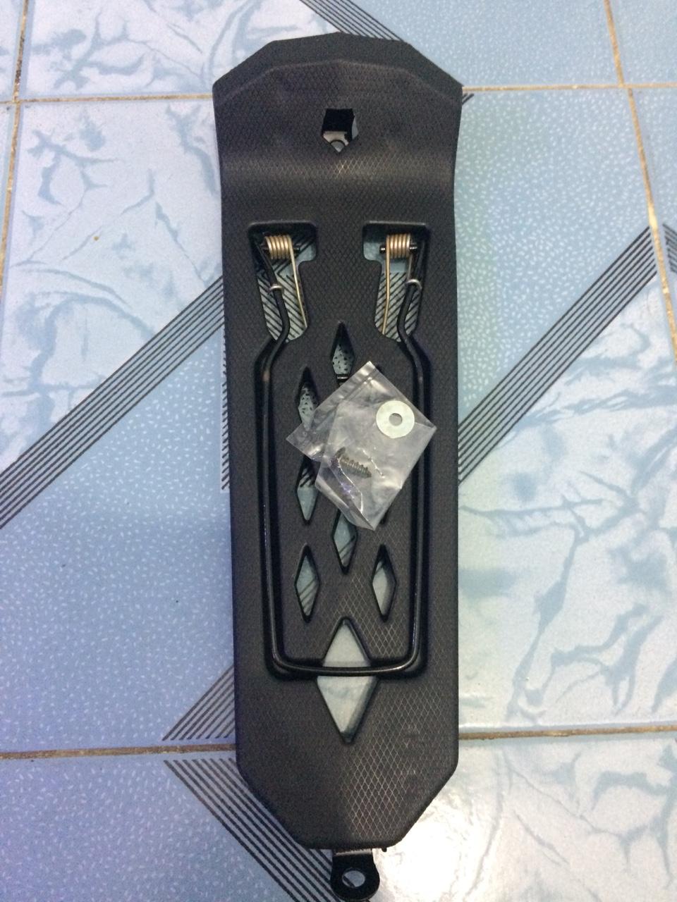 Baga nhựa cho xe Winner 150 V1