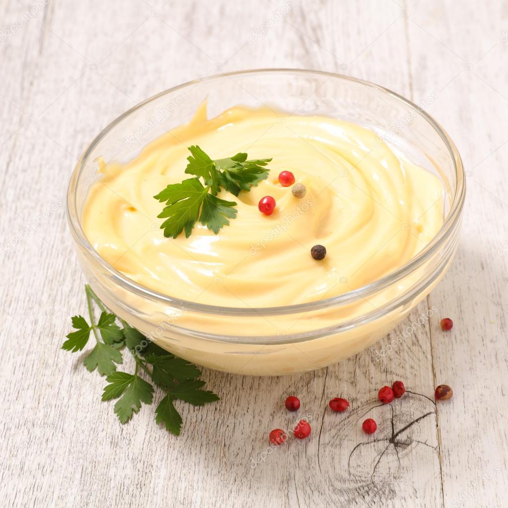 Sốt Mayonnaise Hiệu Remia 250ml (Product From Netherland)