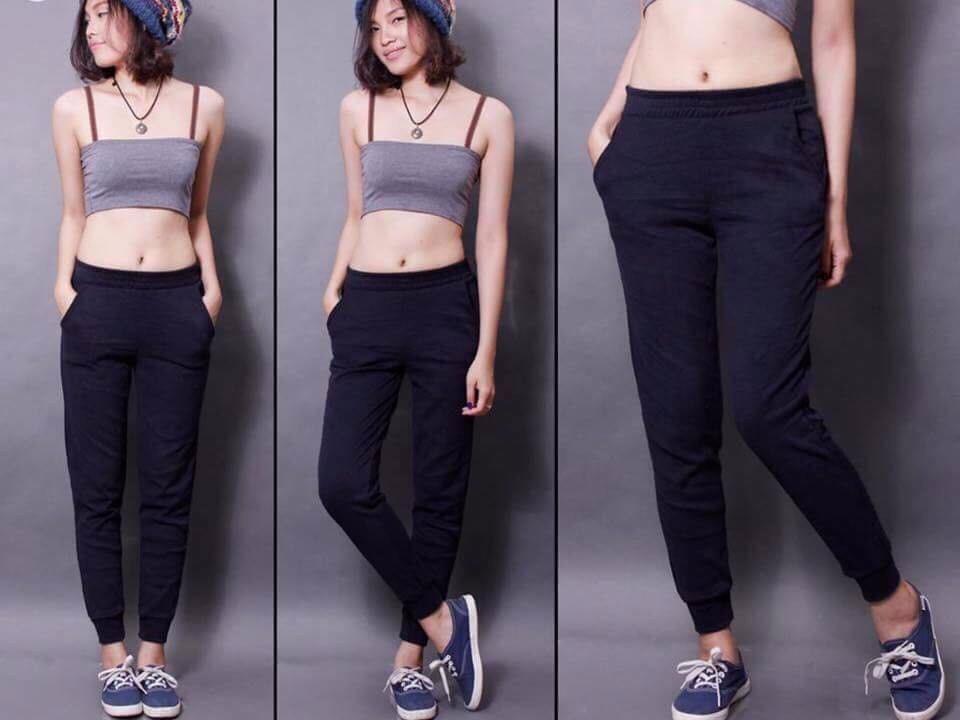 Bộ 2 quần jogger nỉ nữ cá tính