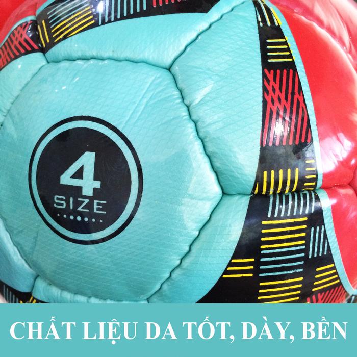 - Quả bóng đá dành cho trẻ em
