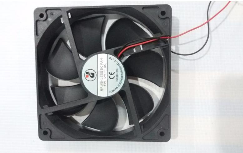 Quạt tản nhiệt 12V 9x9cm