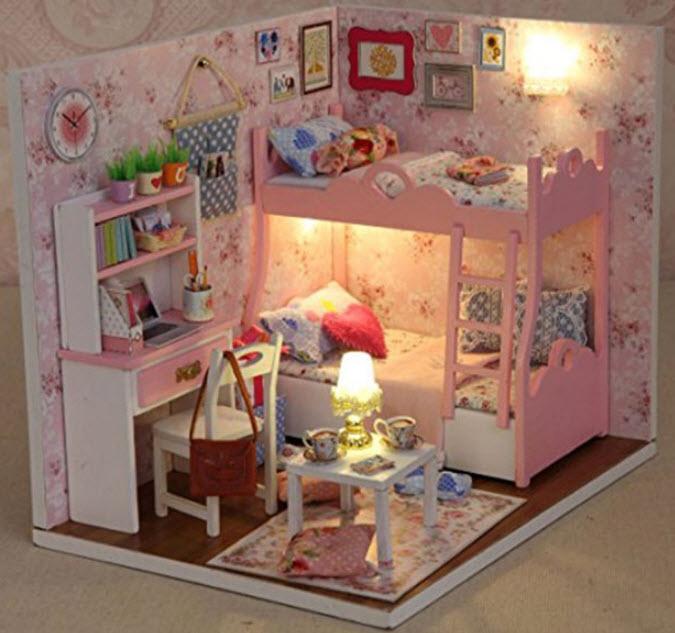 Mô hình nhà gỗ DIY Căn phòng của bé