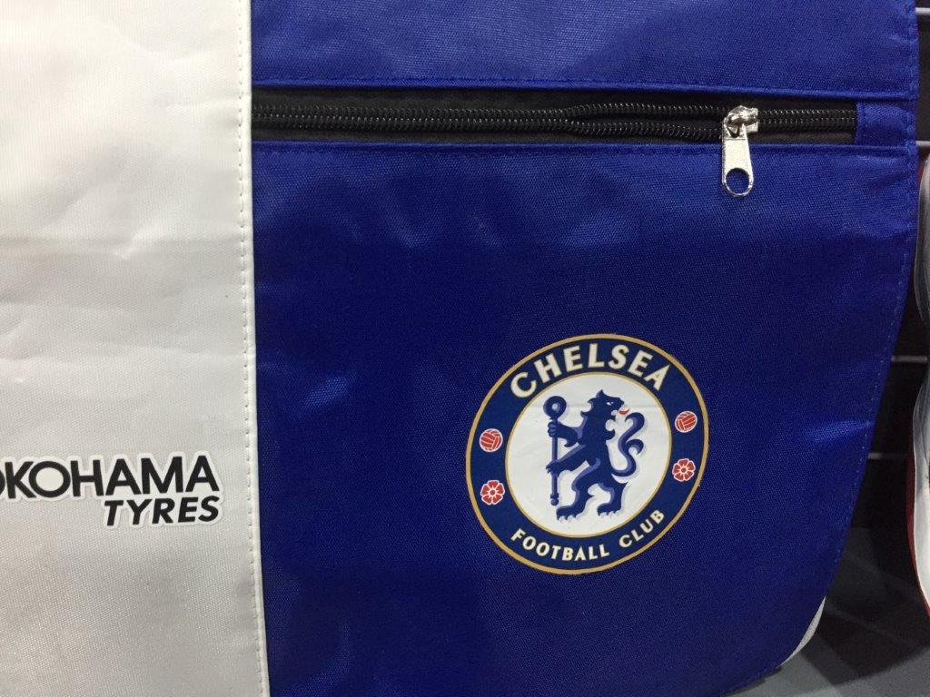 CẶP ĐI HỌC CHO FAN CLB CHELSEA
