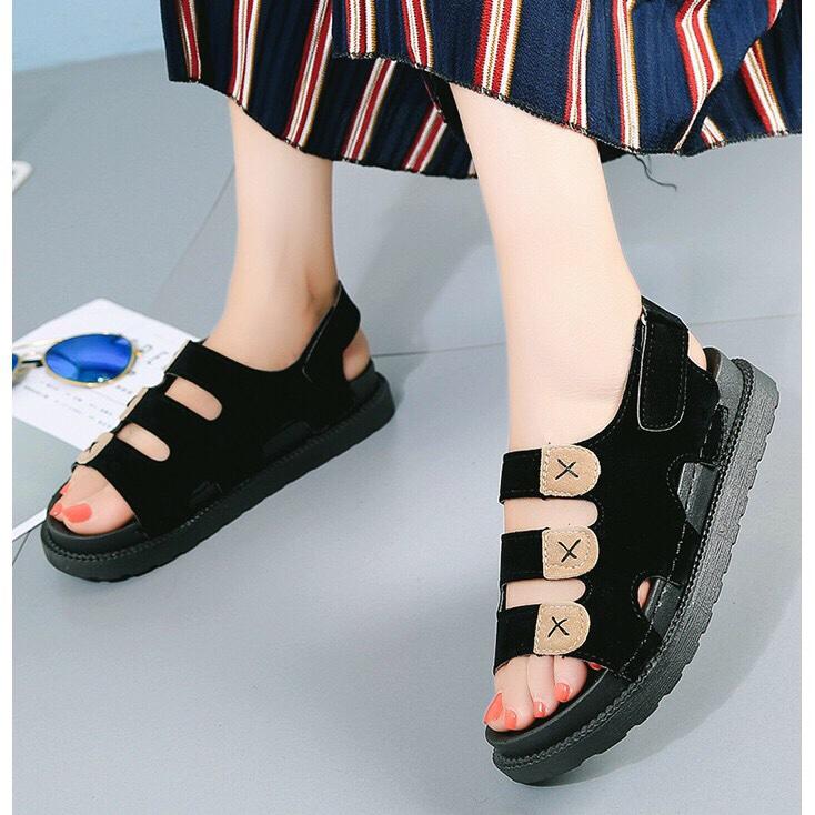 Women's Student Sandals with 3 Horizontal Straps 9Xar, Retail Product, Size0