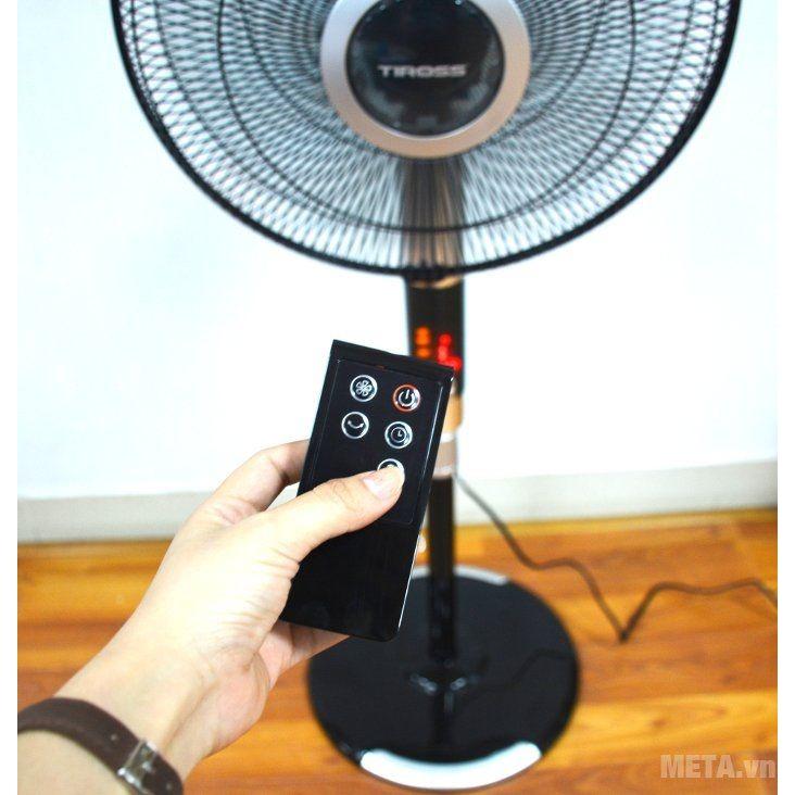 Quạt Đứng Tiross TS951