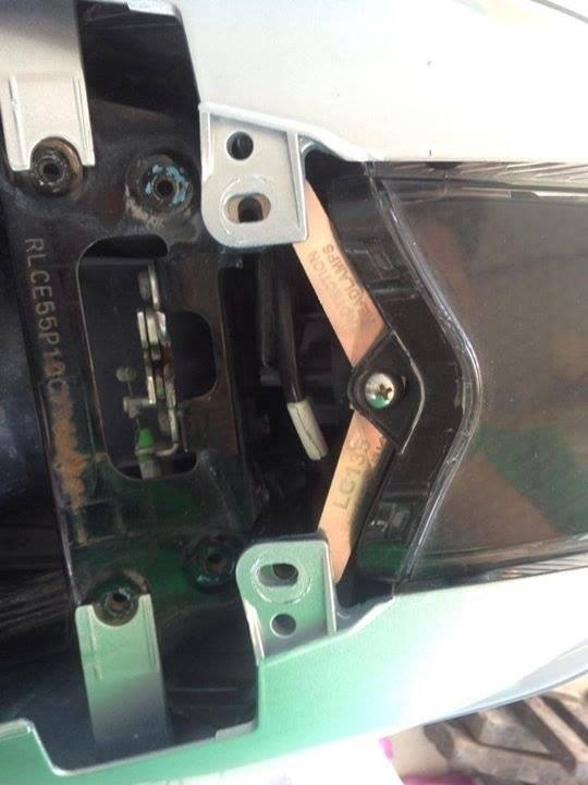 [HCM]PAT GIỮ CHỐNG RUNG ĐUÔI ĐÈN CHO EXCITER 135