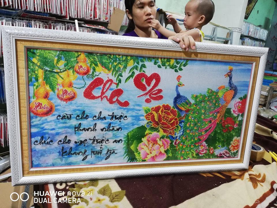 tranh thêu 3d cha mẹ CHƯA THÊU KHÁCH KHAM KHẢO HÌNH THÀNH PHẨM PHÍA DƯỚI