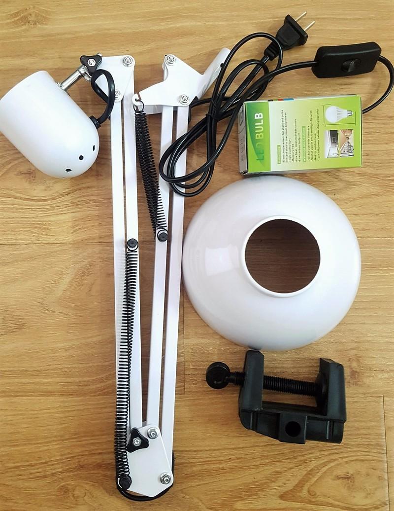 ĐÈN KẸP BÀN PIXAR MÀU TRẮNG (TẶNG BÓNG LED CHỐNG CẬN)