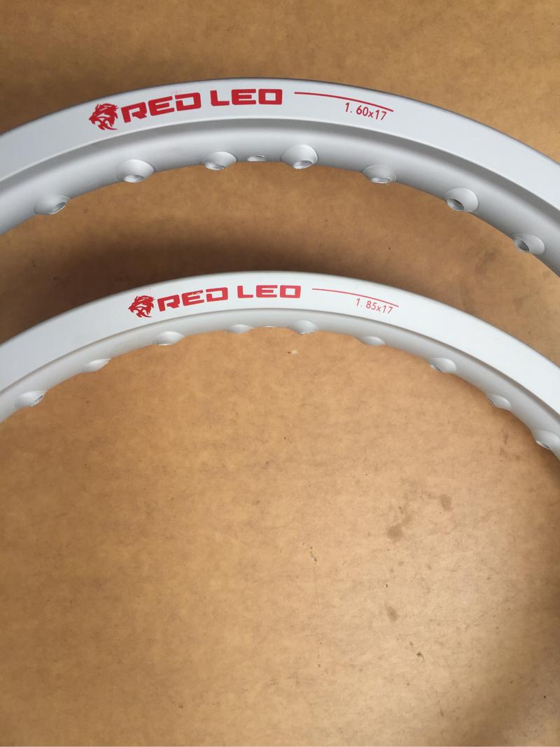 Cặp niềng xe Red Leo