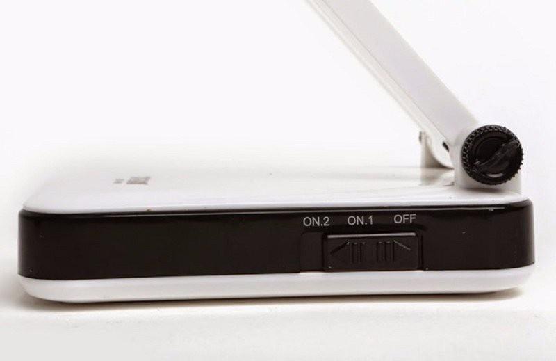 Đèn bàn học led để bàn 24 bóng pin sạc