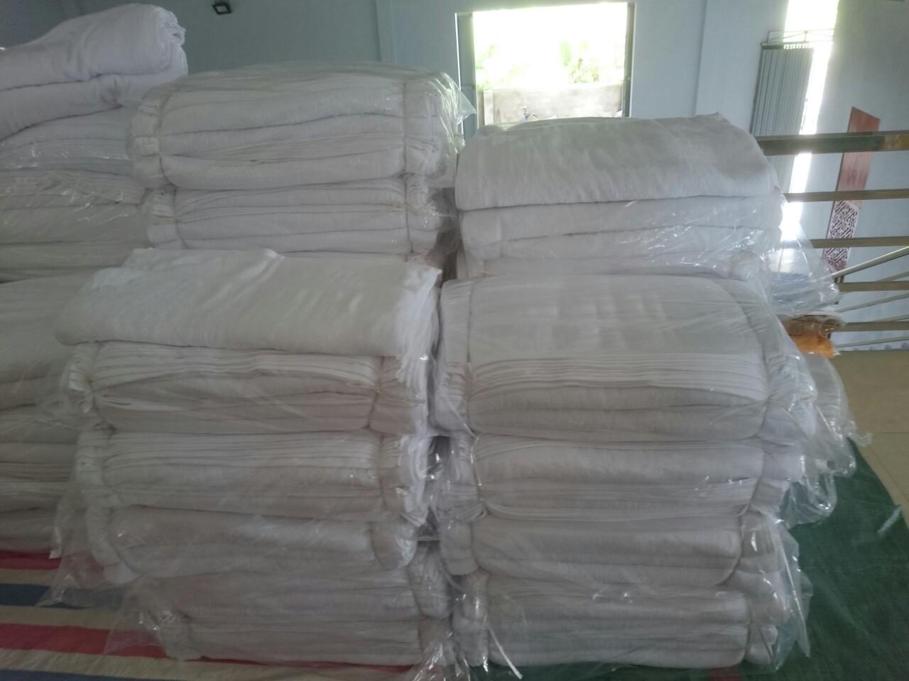 Khăn Tắm Khách Sạn 70*1m4*500 gram có dệt logo, hàng xuất dư khách sạn, khăn 100% cotton