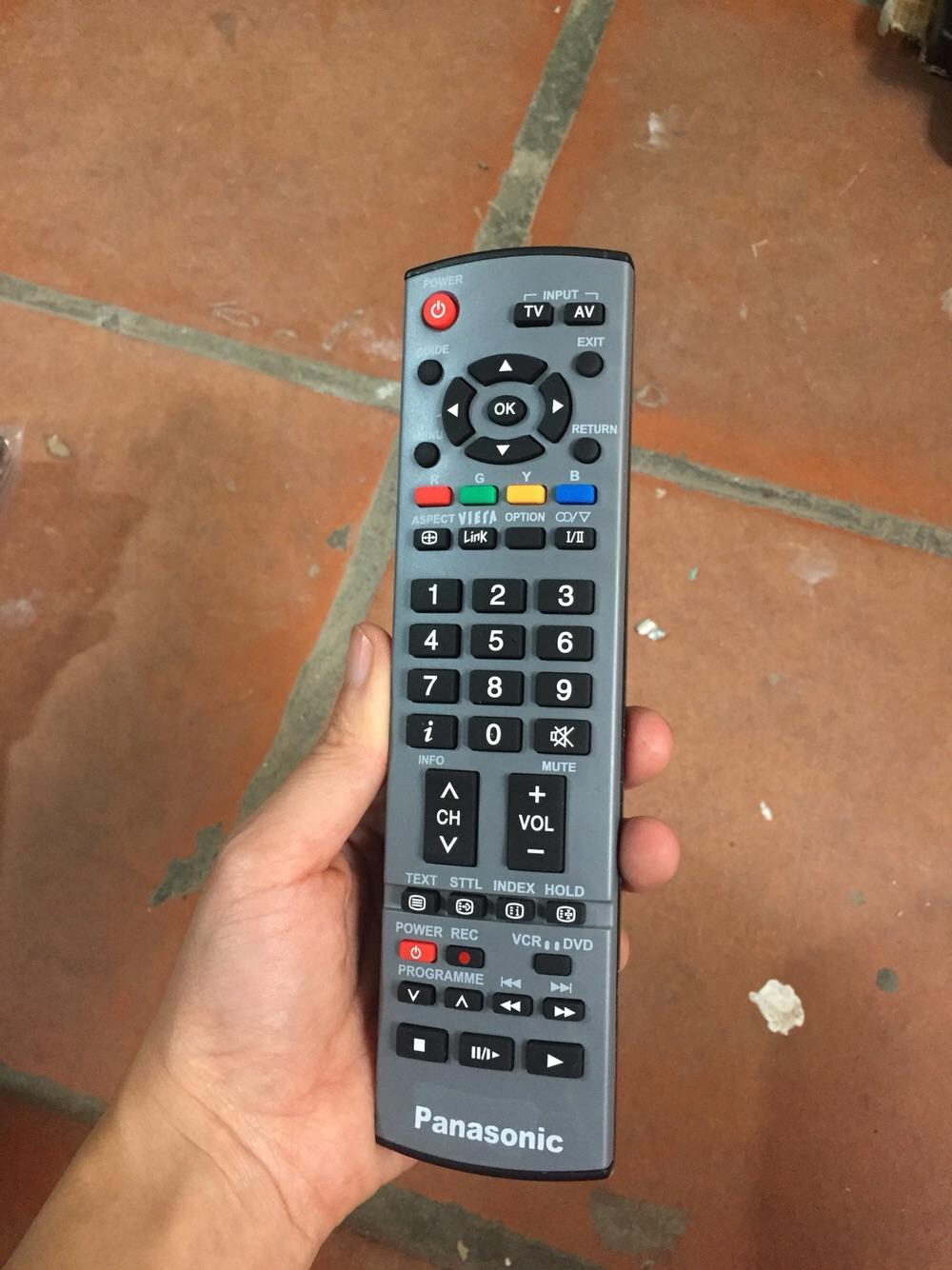 Điều khiển PANASONIC RM D720